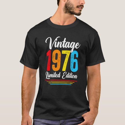 46歳 ヴィンテージ1976 46歳の誕生日 Tシャツ (正面)