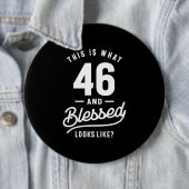 46歳 – 46誕生日ギフトおもしろい 缶バッジ (インサイチュ)