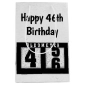 46誕生日ブラックオドメータ ミディアムペーパーバッグ (正面)