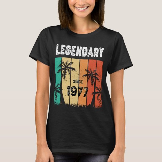 46誕生日1977誕生日男性へと女性 Tシャツ (正面)