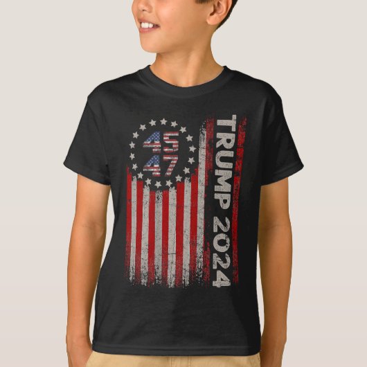 47トランプ2024米国国旗4 Tシャツ (正面)