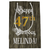 47誕生日:フェイク金ゴールドルック&ウッドフェイクパターン ミディアムペーパーバッグ (正面)