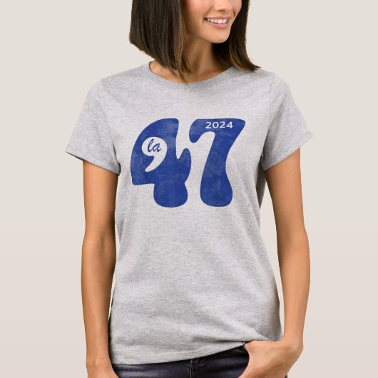 47 カマラ・ハリス 選挙 2024 comma la 大統領 tシャツ (正面)