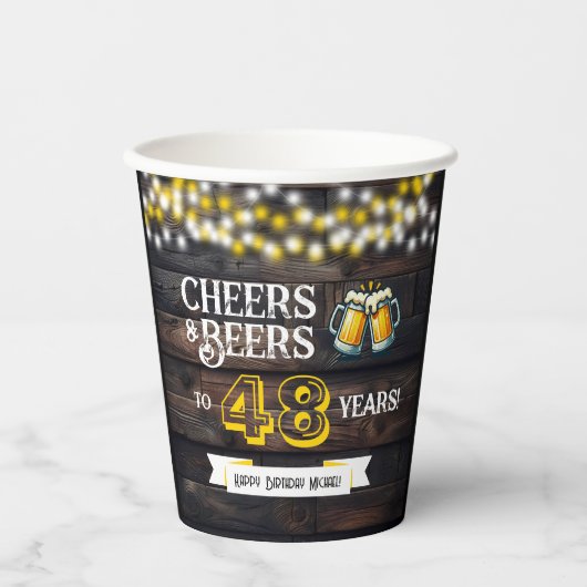 48歳の誕生日おめでとう レトロな「乾杯とビール」デザイン 紙コップ (正面)