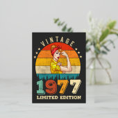 48歳1977年ヴィンテージ48誕生日女性 箔シーズンポストカード (立ち正面)