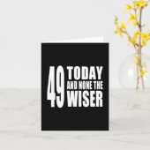49おもしろい誕生日:49 Today and None the Wiser カード (黄色い花)