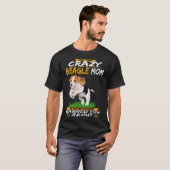 4 私はクレイジービーグルママ ビーグル Tシャツ (正面フル)