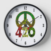 4 20平和/それは4 20どこかのブラックナンバーズ 壁時計 (正面)