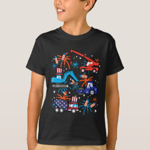 4thオブジュライ 建設用トラック 車 パトリオット ボーイ K Tシャツ