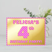 4th Birthdayパーティー:はっきりした、おもしろい、ピンクストライプ色の 箔招待状 (立ち正面)