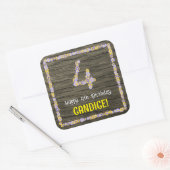 4th Birthday:フローラ番号フェイク、木目、名前 スクエアシール (封筒)