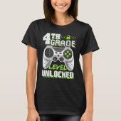 4th Grade Level Unlocked Game On 4th Grade Back To Tシャツ (正面)