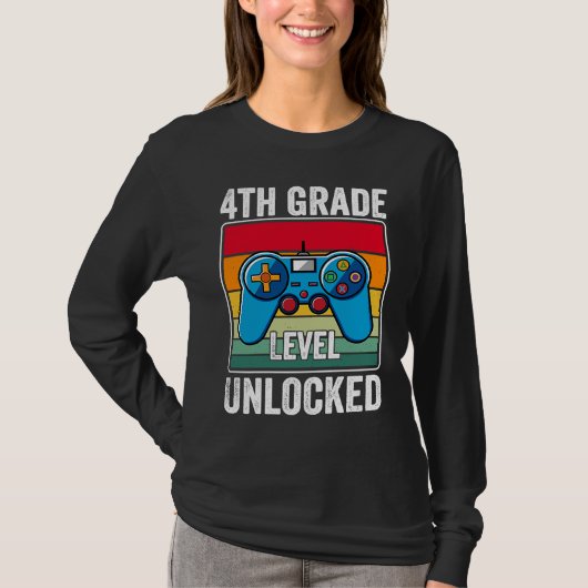 4th Grade Level Unlocked Video Game Back to School Tシャツ (正面)