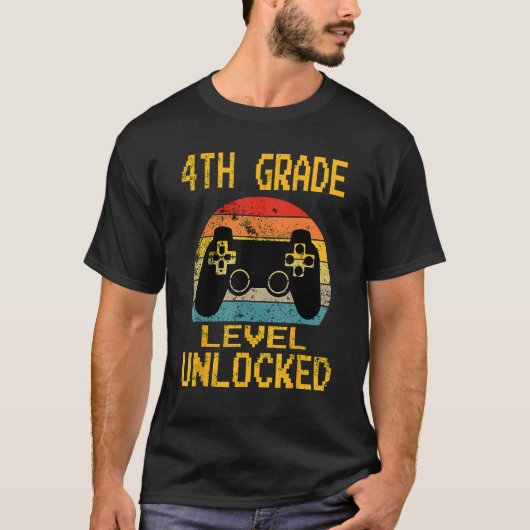 4th Grade Level Unlocked Video Gamer Back To Schoo Tシャツ (正面)