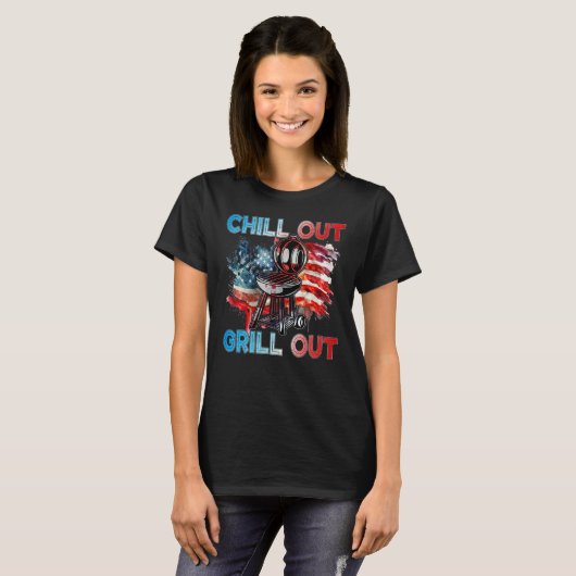 4th July American Independence Day Chill out Grill Tシャツ (正面フル)