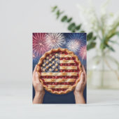 4th of July American Flag Crust on a Cherry Pie ポストカード (スタンド正面)