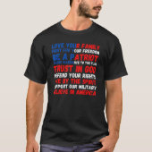 4th of July American Flag Patriotic 1776 Tシャツ (正面)