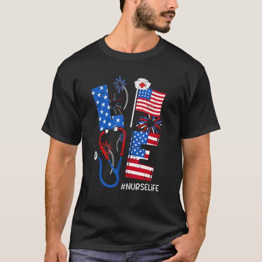 4th of July Patriotic American Nurse RN CNA ER ICU Tシャツ (正面)