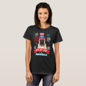 4th Of July Patriotic Day Pug Dog Independence Hap Tシャツ (正面フル)