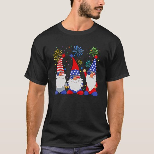 4th Of July  Patriotic Gnomes Sunglasses American  Tシャツ (正面)