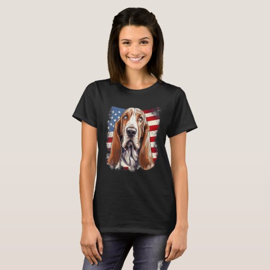 4th Of July US Flag Basset Hound Dog Tシャツ (正面フル)
