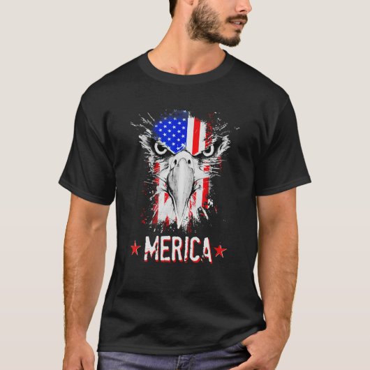 4th of July US flag eagle MErica land of the free  Tシャツ (正面)