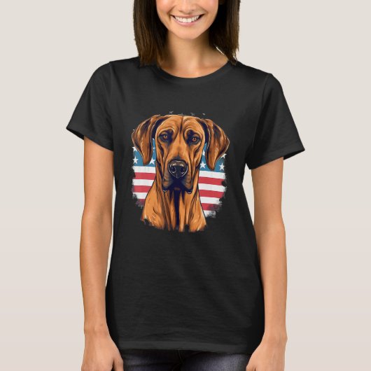 4th Of July US Flag Rhodesian Ridgeback Dog Tシャツ (正面)