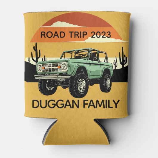 4x4ファミリーアドベンチャーパーソナライズされたカスタム文字 缶クーラー (正面)