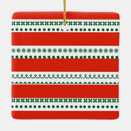 5つのおもしろい小妖精や小人の家族の赤い緑のクリスマス セラミックオーナメント (裏面)