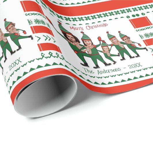 5つのおもしろい小妖精や小人の家族の赤い緑のクリスマス ラッピングペーパー (ロールコーナー)