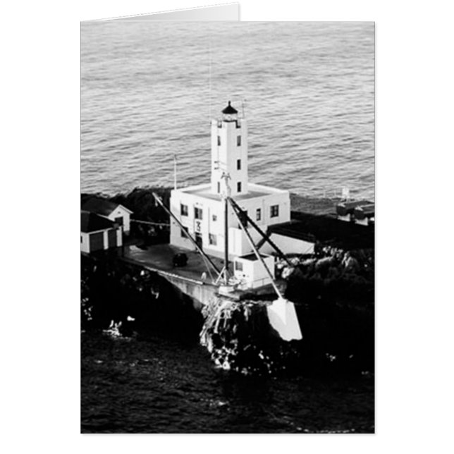 5つの指の島の灯台 (正面)