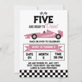 5と女の子を運転する準備ができて5歳の誕生日パーティー 招待状 (正面)