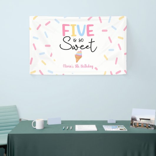 5は甘いアイスクリーム5th誕生日パーティー 横断幕 (トレードショー)