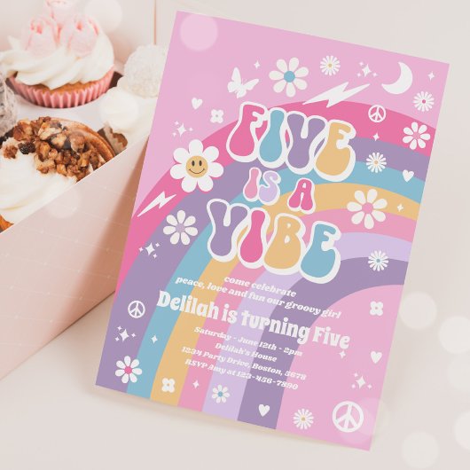 5はVibe Groovy Hippie Rainbow 5誕生日 招待状