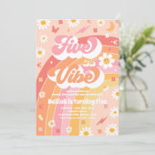 5はVibe Groovy Hippie Rainbow 5誕生日 招待状 (スタンド正面)