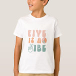 5はVibe Kids 5th Birthday Partyシャツ Tシャツ<br><div class="desc">5はVibe Kids 5th Birthday Partyシャツ</div>