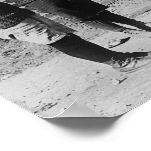 5人のアジアの子どもたちがバーベルを開催 ポスター (角)