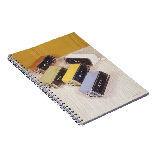 5個の時計 ノートブック (右側)