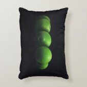 5個の緑のりんご アクセントクッション (正面(垂直))