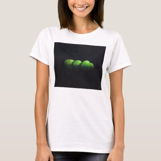 5個の緑のりんご Tシャツ (正面)