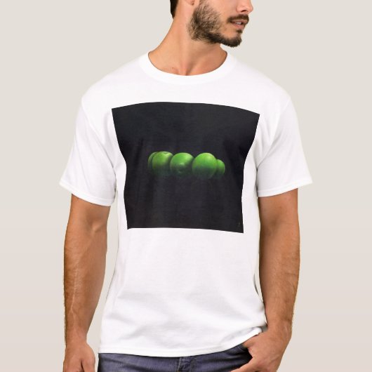 5個の緑のりんご Tシャツ (正面)