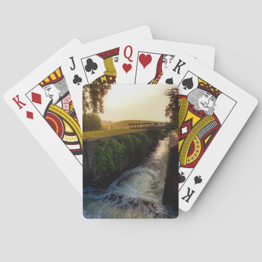 5台のコンバインの早朝 トランプ (裏面)