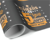 5周年記念結婚贈りカップル結婚した ラッピングペーパー (ロールコーナー)