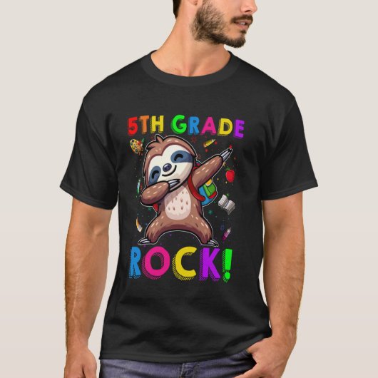 5年生おもしろいの岩スロスダビング学生バックT Tシャツ (正面)