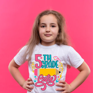 5年生のかわいい女の子、学校が始まる Tシャツ