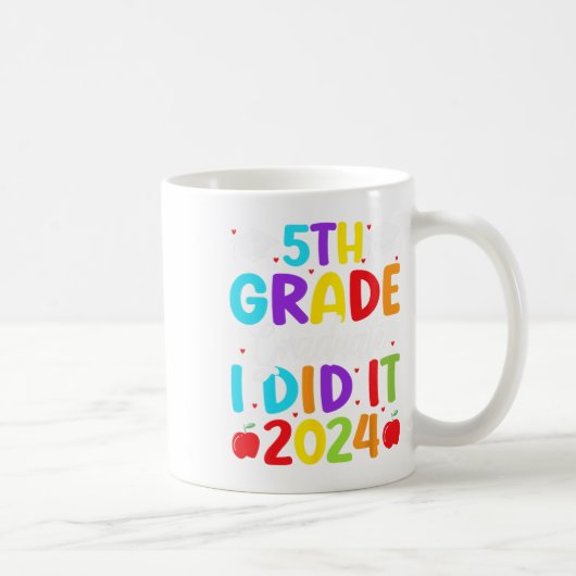 5年生の卒業生2024年の学校の最終日 コーヒーマグカップ (右)