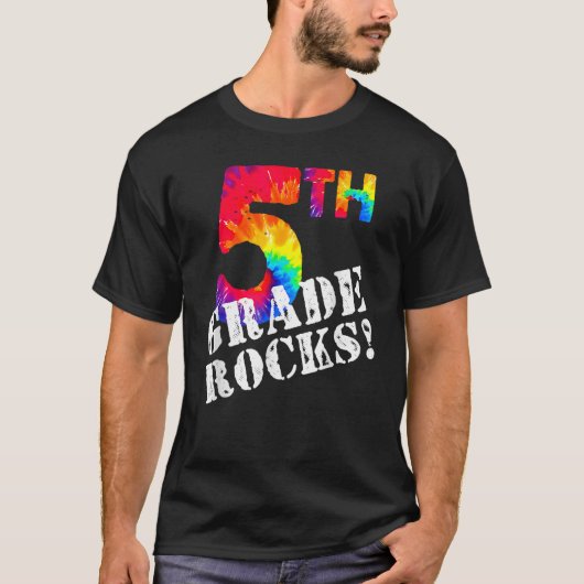 5年生の岩の最初の日絞り染め学生戻る Tシャツ (正面)