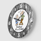 5時に飲み干す ラージ壁時計 (傾斜)