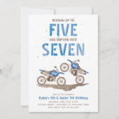 5歳と7歳の合同ダートバイク誕生日招待状 招待状 (正面)