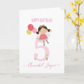 5歳のおお洒落ばあさんのかわいいピンク カード (黄色い花)